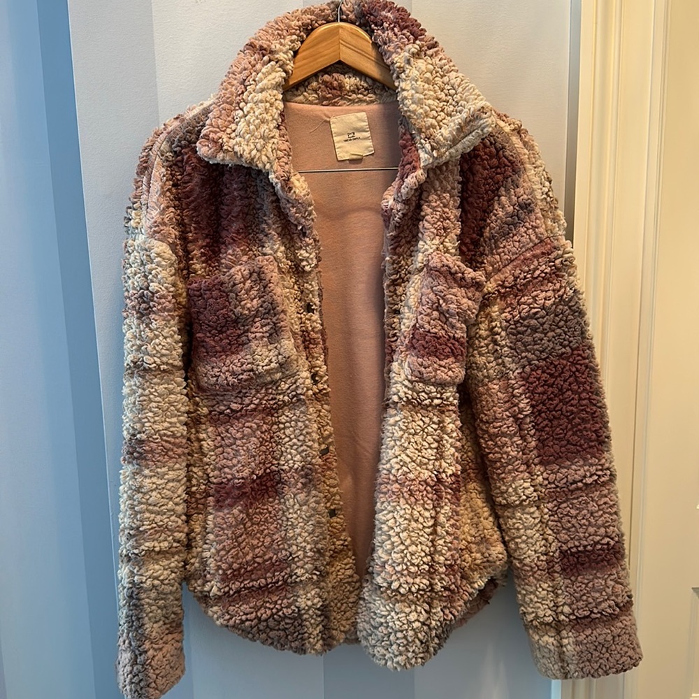 Cute cozy Sherpa plaid jacket